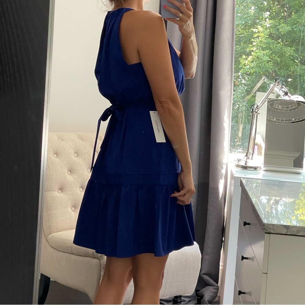 New! Calvin Klein Elegant Blue Sleeveless Dress that Ties in the middle. Size 8